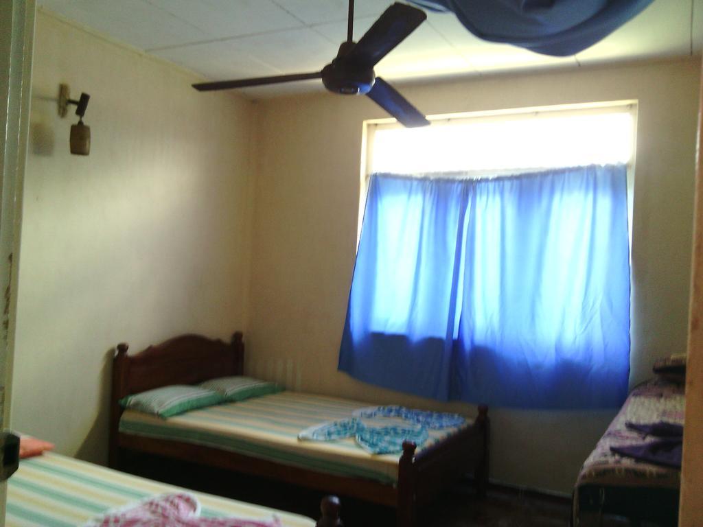 Yoho Mango House Hotel Negombo Bagian luar foto