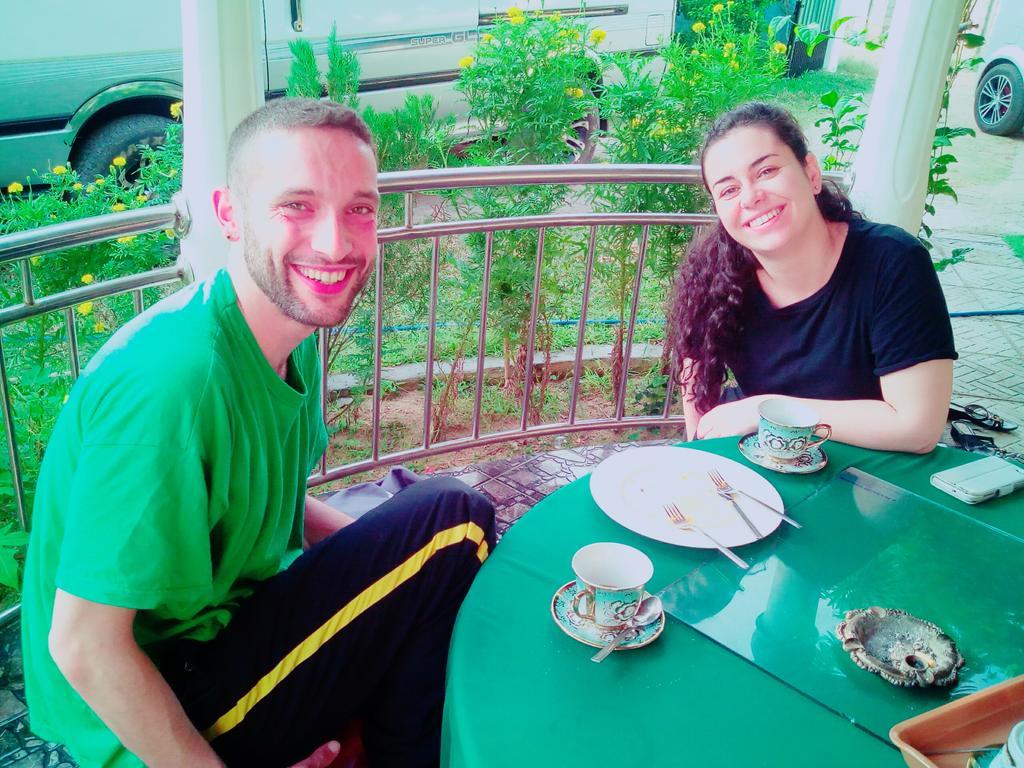 Yoho Mango House Hotel Negombo Bagian luar foto